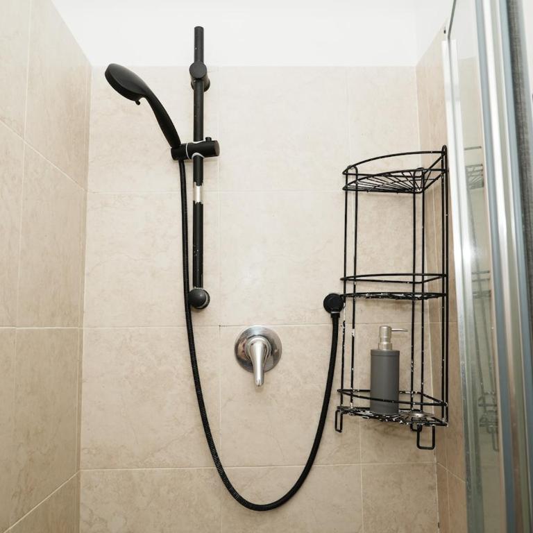 CasaPortaVenezia - 5 min M1 and M3 - Appartamento Standard con 2 Camere da Letto - 16