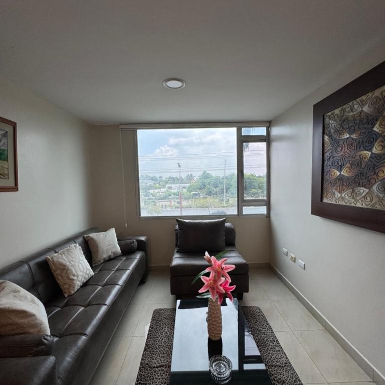 Exclusivo Departamento Samborondón Plaza Piso 2 - One-Bedroom Apartment - 5