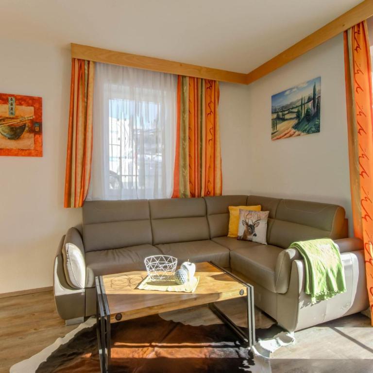 Apartment in Tyrol in an attractive area - Three-Bedroom Apartment - 7
