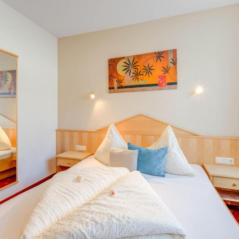 Apartment in Tyrol in an attractive area - Three-Bedroom Apartment - 24