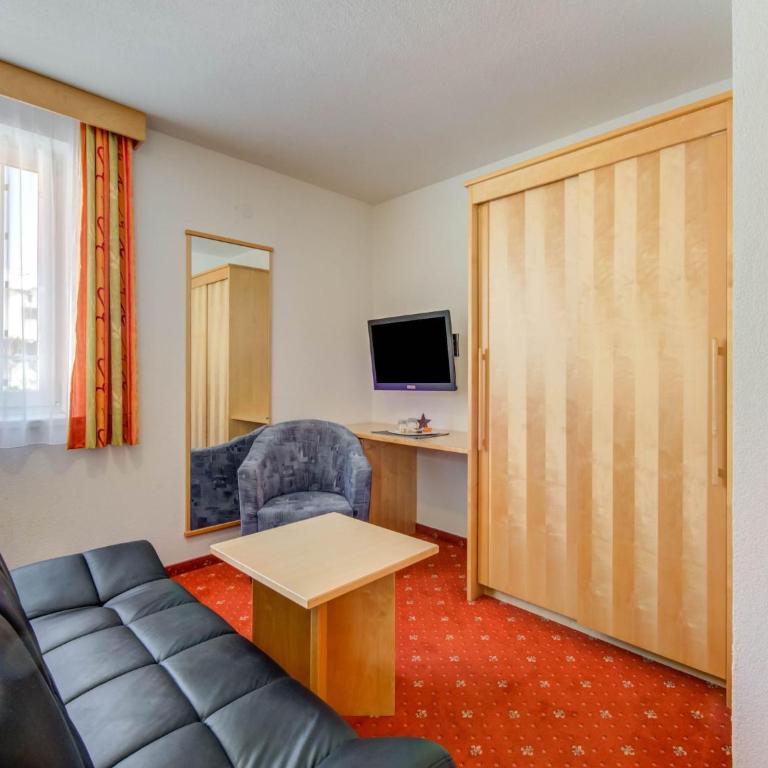 Apartment in Tyrol in an attractive area - Three-Bedroom Apartment - 23