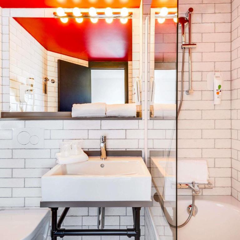 Ibis Styles Paris Saint Denis La Plaine - Standard Room with 2 Single Beds - 6