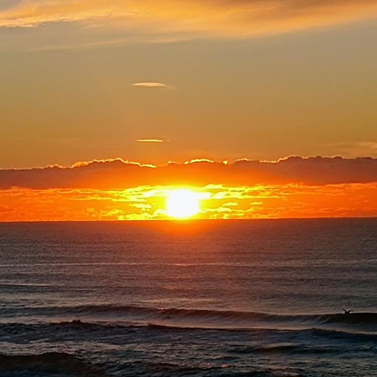 Increíble Depto sobre el mar y a metros de la arena - Apartamento de 2 dormitorios - 10