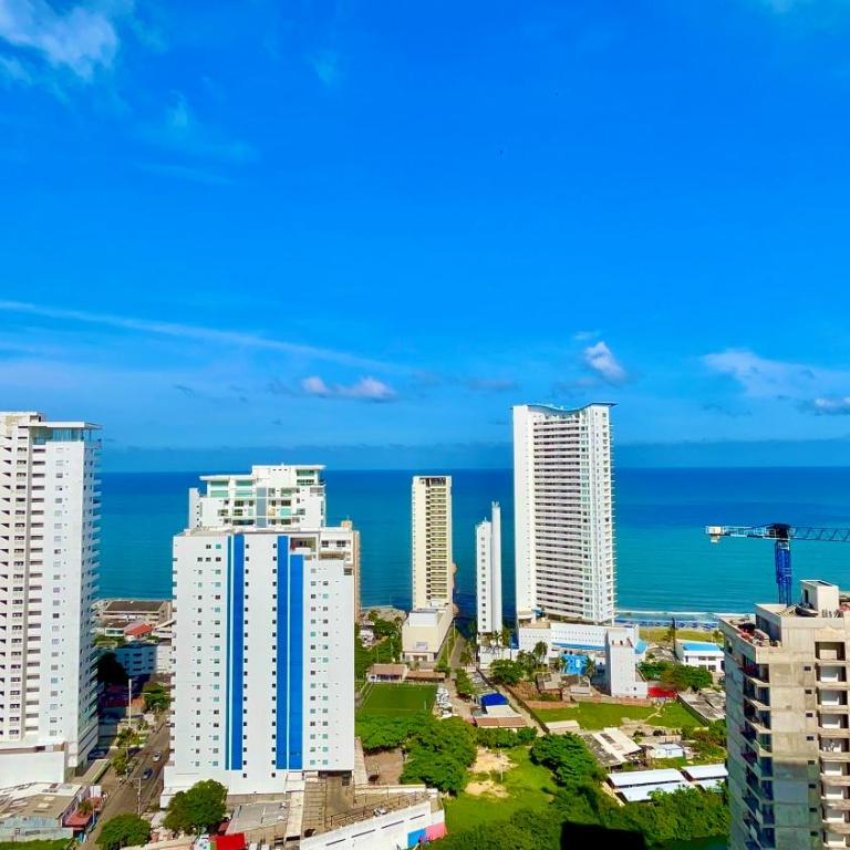 Apartamento en Cartagena cerca al mar - Two-Bedroom Apartment with Partial Ocean View - 6