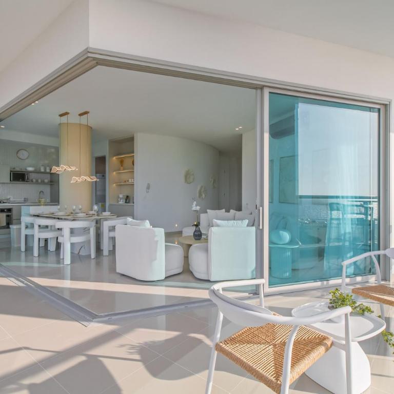 Luxury a 100 Mts del Mar en Edificio SeaWay - Three-Bedroom Apartment with Sea View - 5
