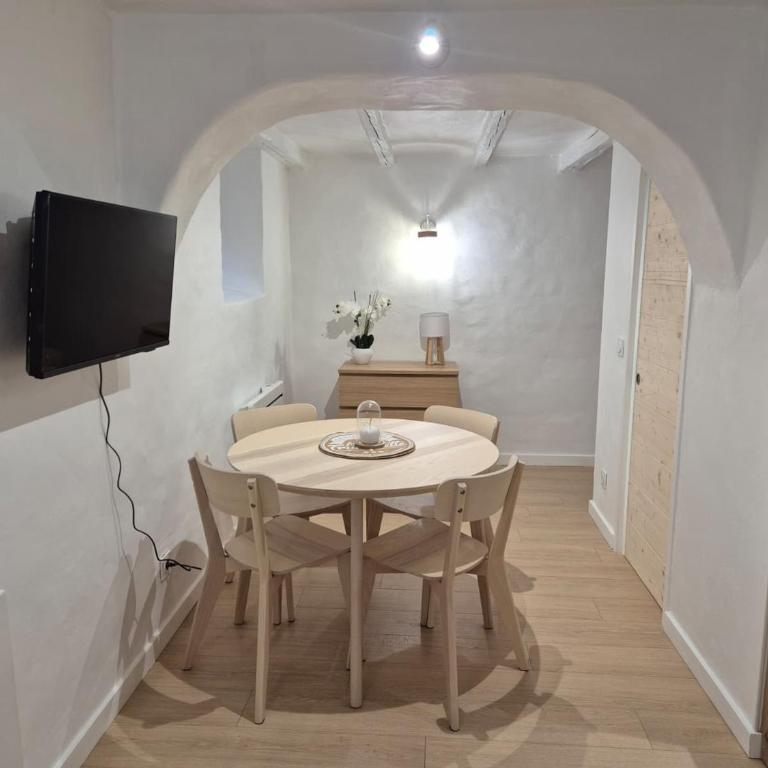 Charmant T2 en centre historique de Morzine avec WiFi - FR-1-679-23 - Apartment - 12