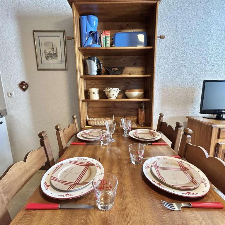Studio calme avec parking, vue montagnes, Demi-Quartier - Appartement 1 Chambre - 6