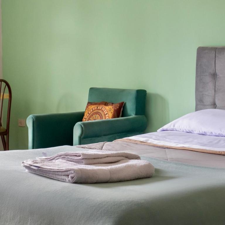 Templo de la Luna - Habitación con cama grande y balcón - 2