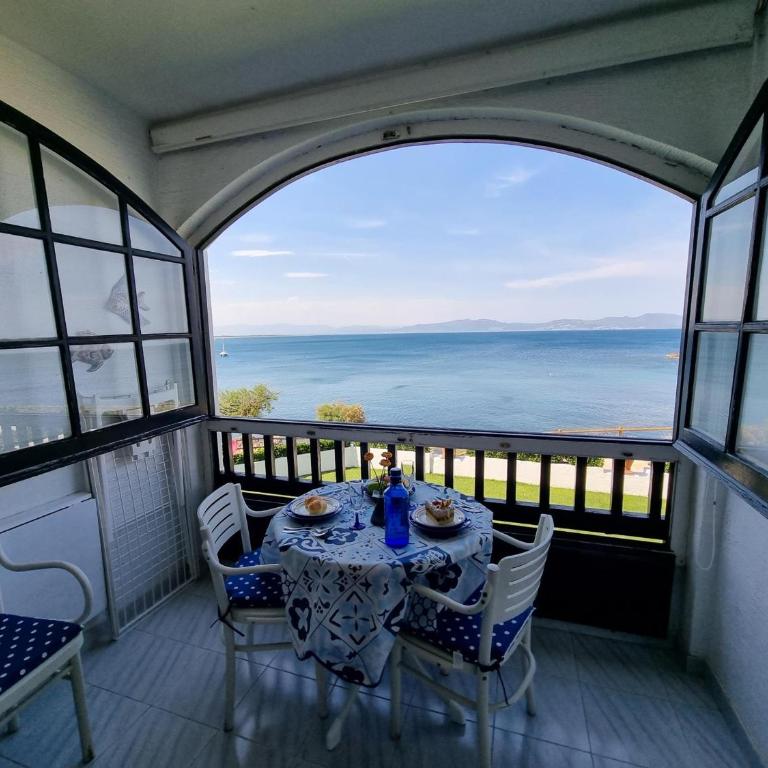 Apartamento acogedor con terraza privada y piscina comunitaria en L'Escala - HISP-236-108 - Apartment - 10