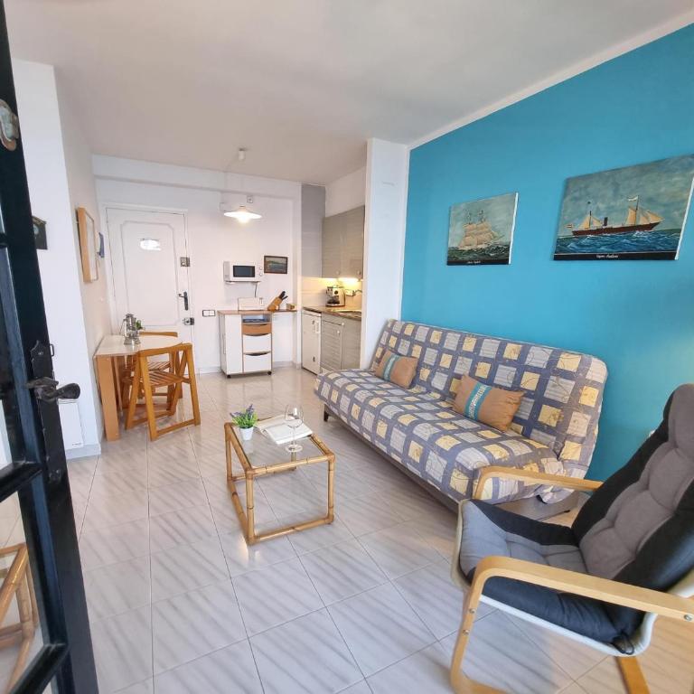 Apartamento acogedor con terraza privada y piscina comunitaria en L'Escala - HISP-236-108 - Apartment - 12