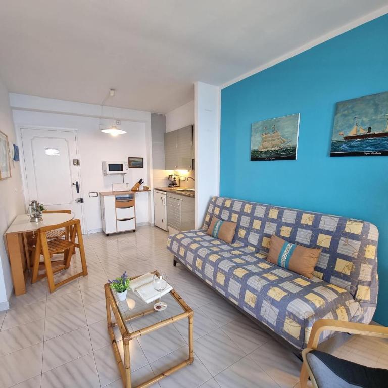 Apartamento acogedor con terraza privada y piscina comunitaria en L'Escala - HISP-236-108 - Apartment - 13