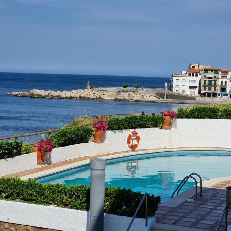 Apartamento acogedor con terraza privada y piscina comunitaria en L'Escala - HISP-236-108 - Apartment - 21