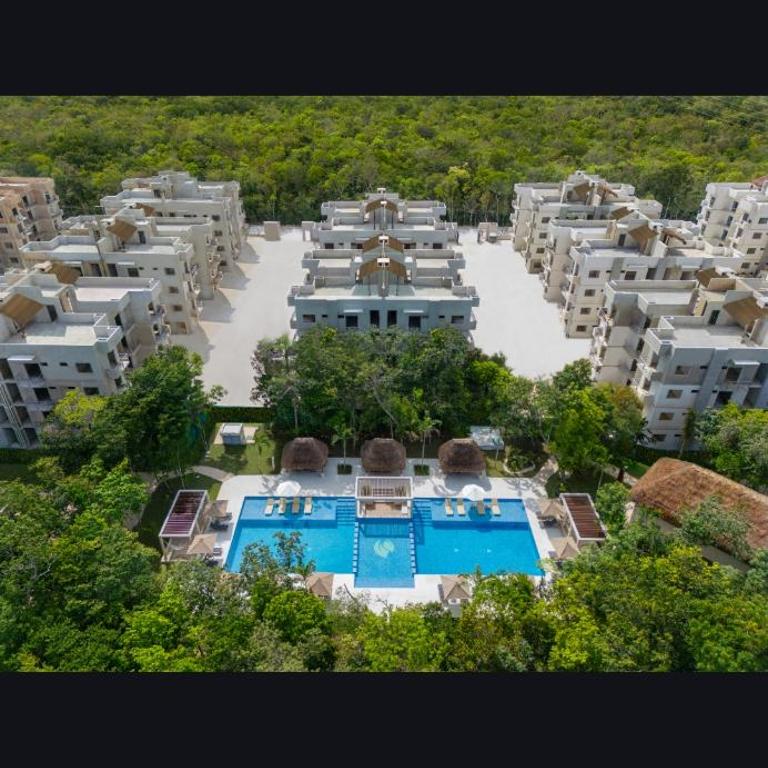 Selva Escondida 2 Departamento con Alberca y Gym - Two-Bedroom Apartment - 5