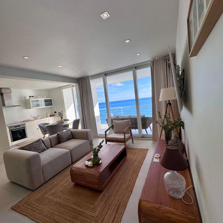 Apartment front line - Apartment with Sea View - 8