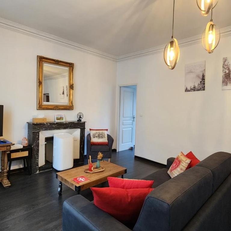 le galeta cosy calme et chaleureux avec vue sur la montagne - Apartamento de 1 dormitorio - 4