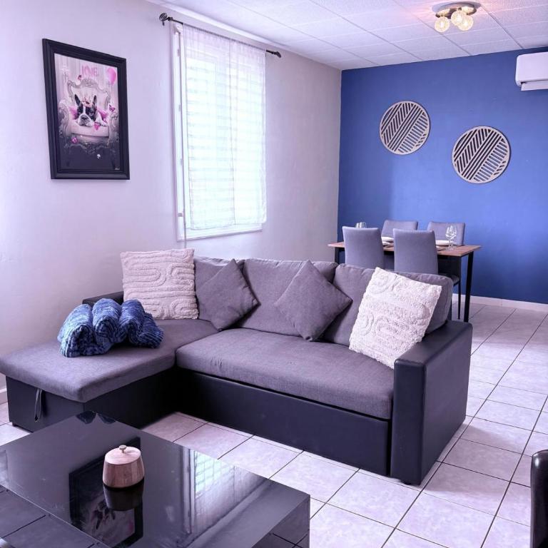 Le Relais de Chanas jardin parking mezzanine - Two-Bedroom Apartment - 1