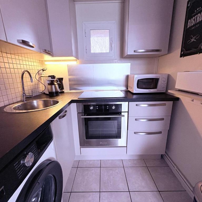 Le Relais de Chanas jardin parking mezzanine - Two-Bedroom Apartment - 9