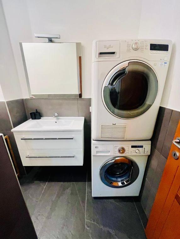 Ginevra Apartment - One-Bedroom Apartment - 12