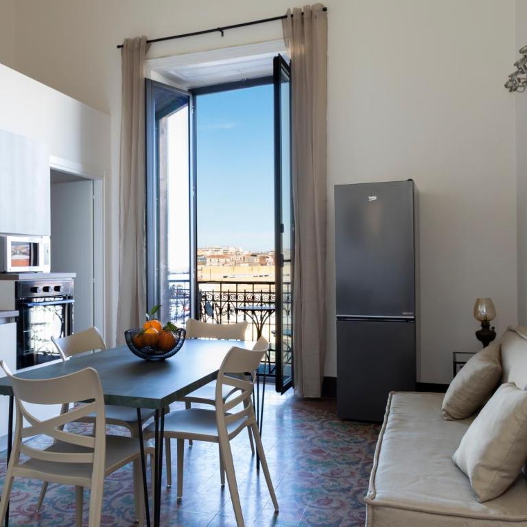Myth Apartments - Two-Bedroom Apartment with Harbor View - 17