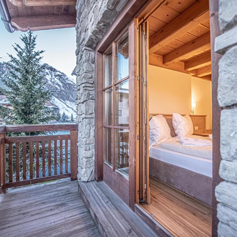 Chalet Abete - Three-Bedroom Chalet - 10