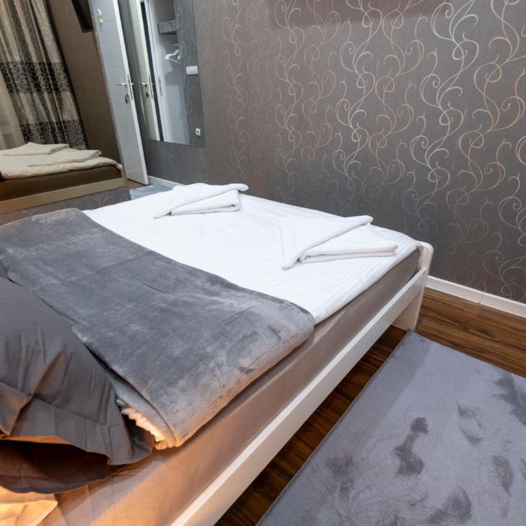 Beo City Apartmani - King Room - 3