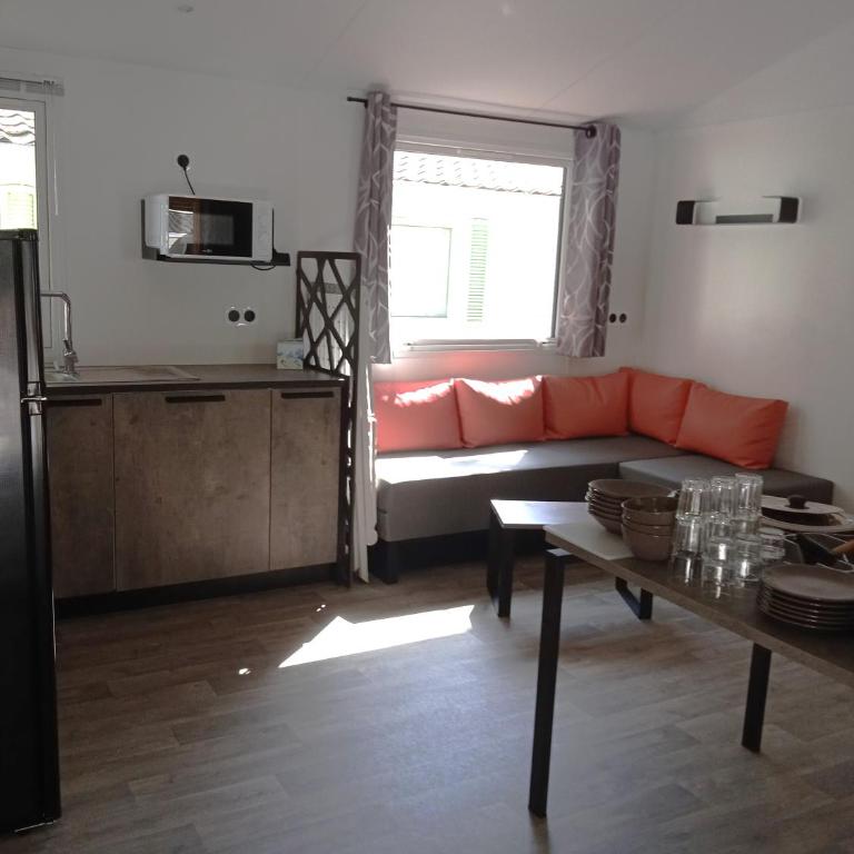 Camping La Marmotte - Mobile Home - 5
