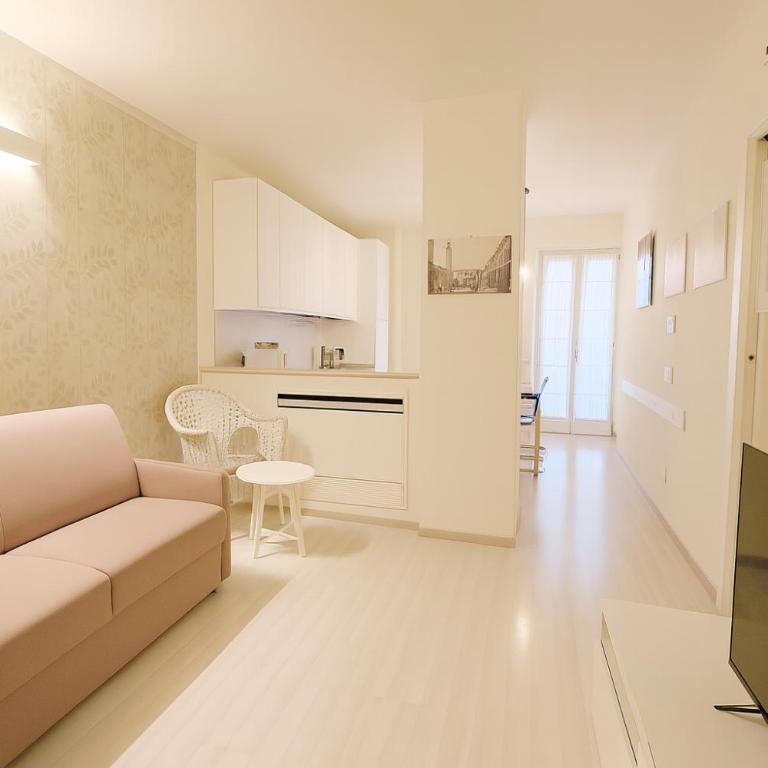 Truly Verona - Appartamento con 2 Camere da Letto - Arena Design - Via Leoncino 35 - 1