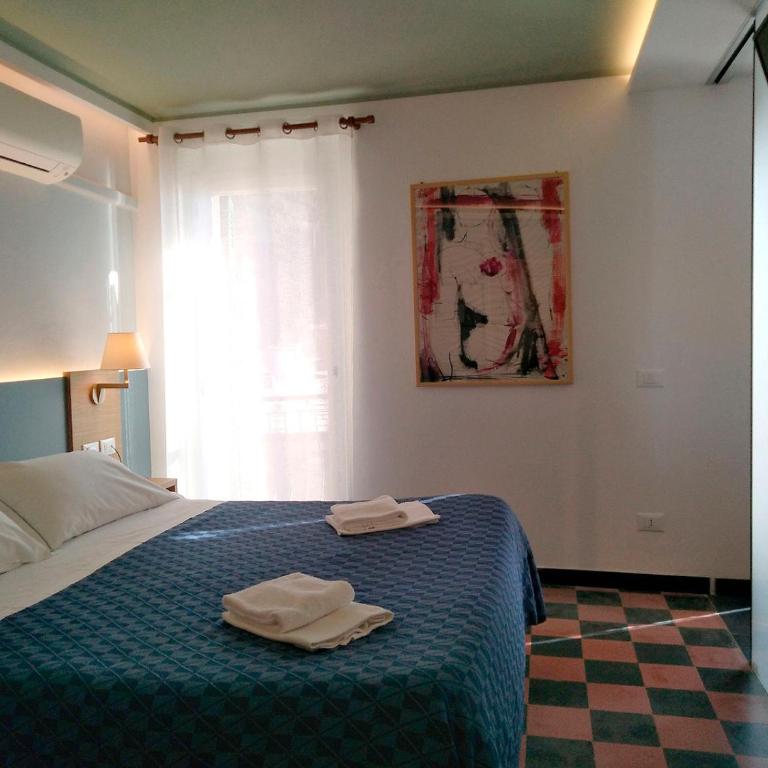 Hotel Gianni Franzi - Chambre Double avec Balcon - Vue sur Mer - 3