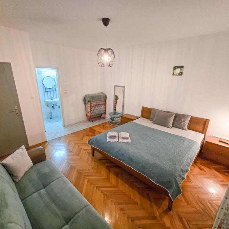 Hostel Budva - Standardni Apartman - 1