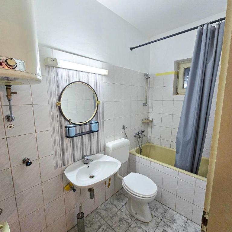 Hostel Budva - Standardni Apartman - 2