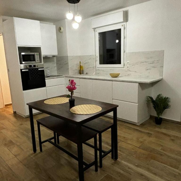 Superbe T2 proche Disneyland calme et verdure - Appartement 1 Chambre - 25