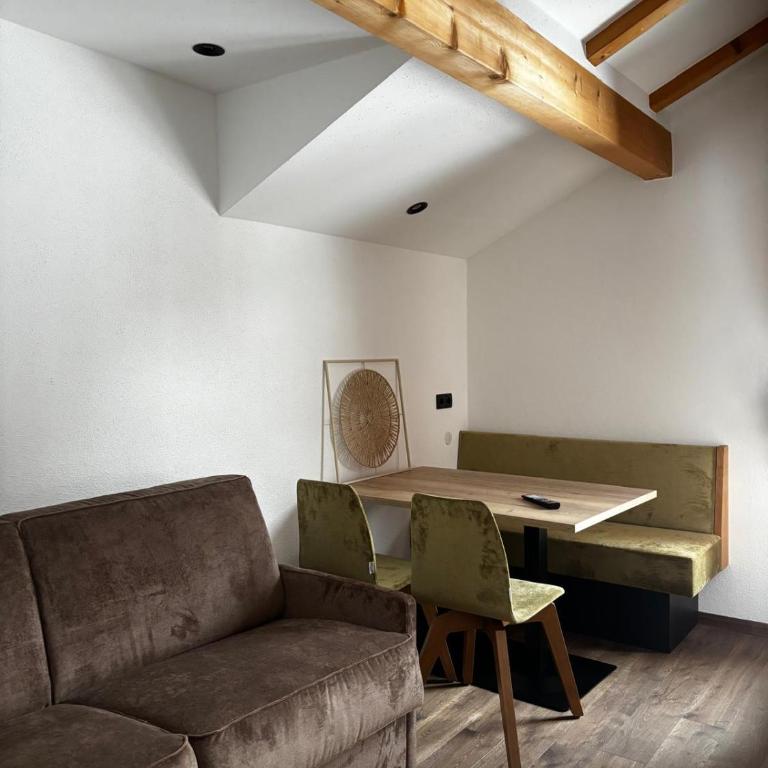 Hotel Laerchenhain - Appartamento con 1 Camera da Letto, Balcone e Vista Montagna - 3