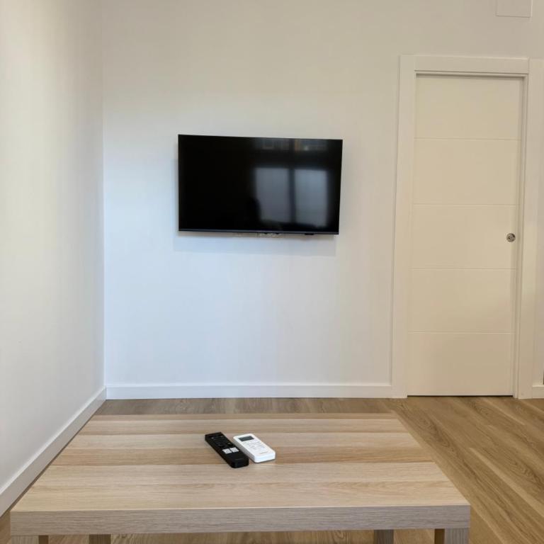 Apartamento Justo al lado de la Estación de Tren y Bus María Zambrano - Apartamento de 1 dormitorio - 17