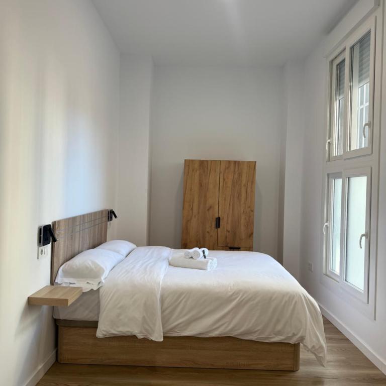 Apartamento Justo al lado de la Estación de Tren y Bus María Zambrano - Apartamento de 1 dormitorio - 19