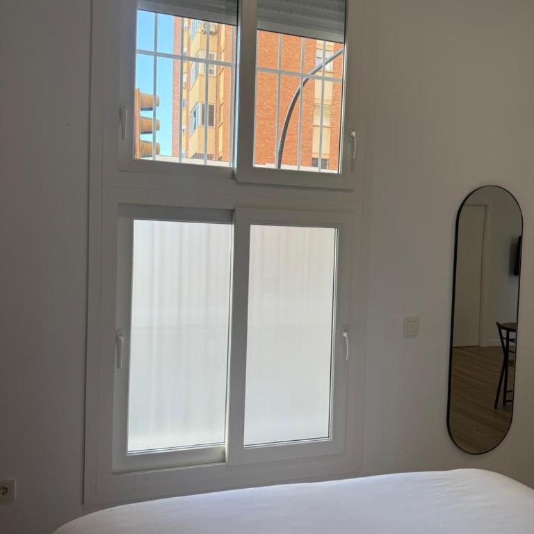 Apartamento Justo al lado de la Estación de Tren y Bus María Zambrano - Apartamento de 1 dormitorio - 24