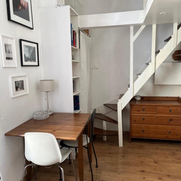 Joli petit duplex lumineux et au calme - Appartement 1 Chambre - 14