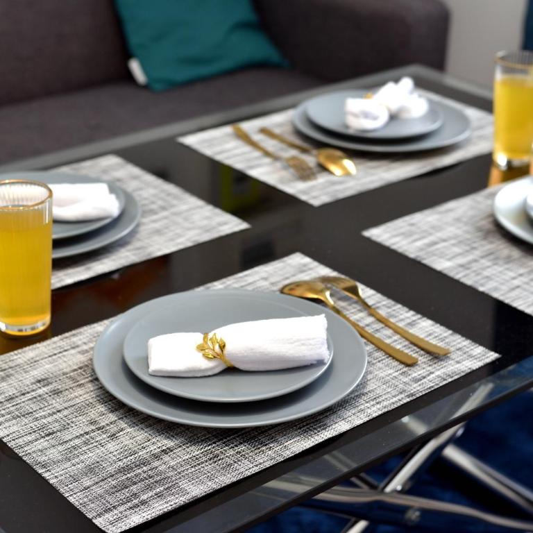 peaceful retreat & cozy apartment in reims , sleep4 ,near city center , free public parking - Appartamento con 1 Camera da Letto - 18