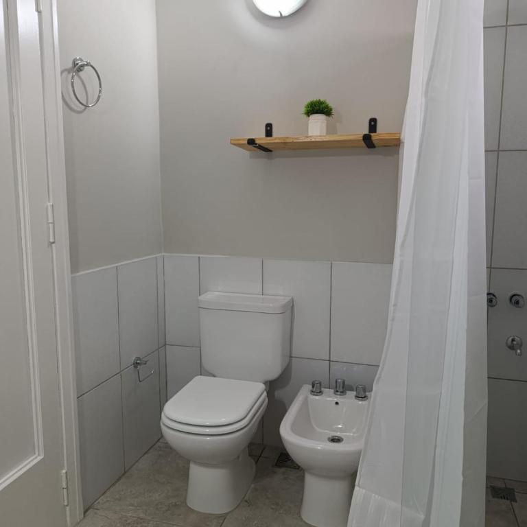 Departamento céntrico planta baja - Two-Bedroom House - 17