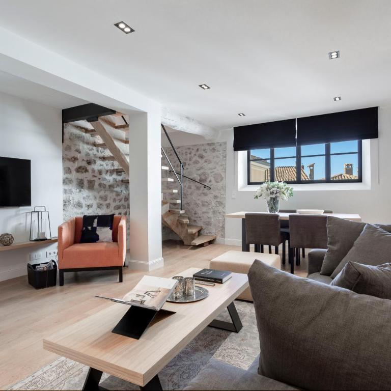 Mougins Luxury Retreats - Suite mit 2 Schlafzimmern und Blick auf das Dorf - 3