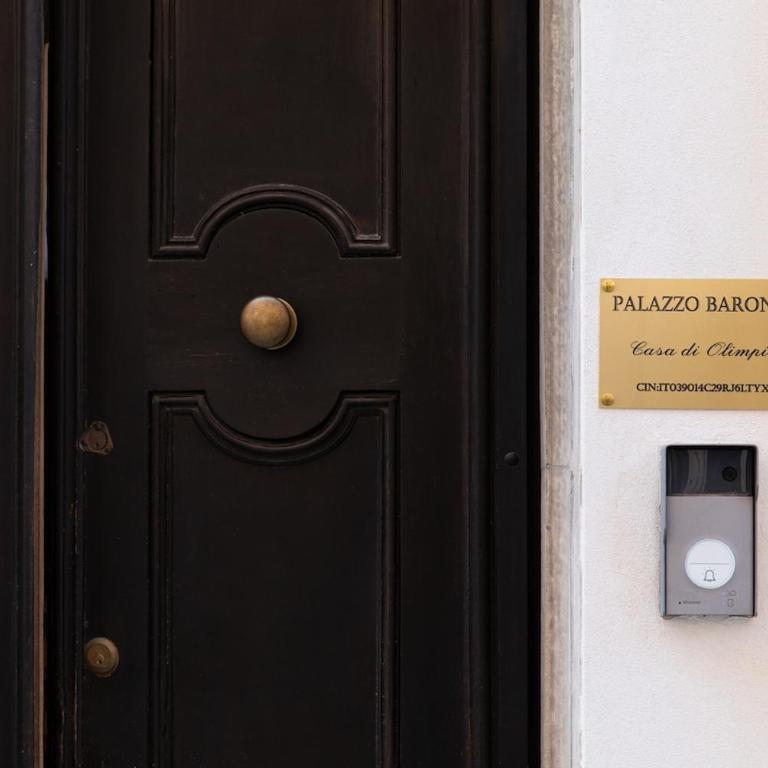 Palazzo Baronio- Casa di Olimpio - Appartamento con 2 Camere da Letto - 40