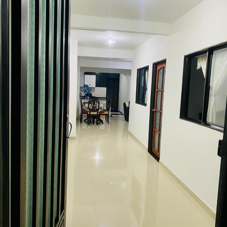 Apartamento en el Líbano - Three-Bedroom Apartment - 11