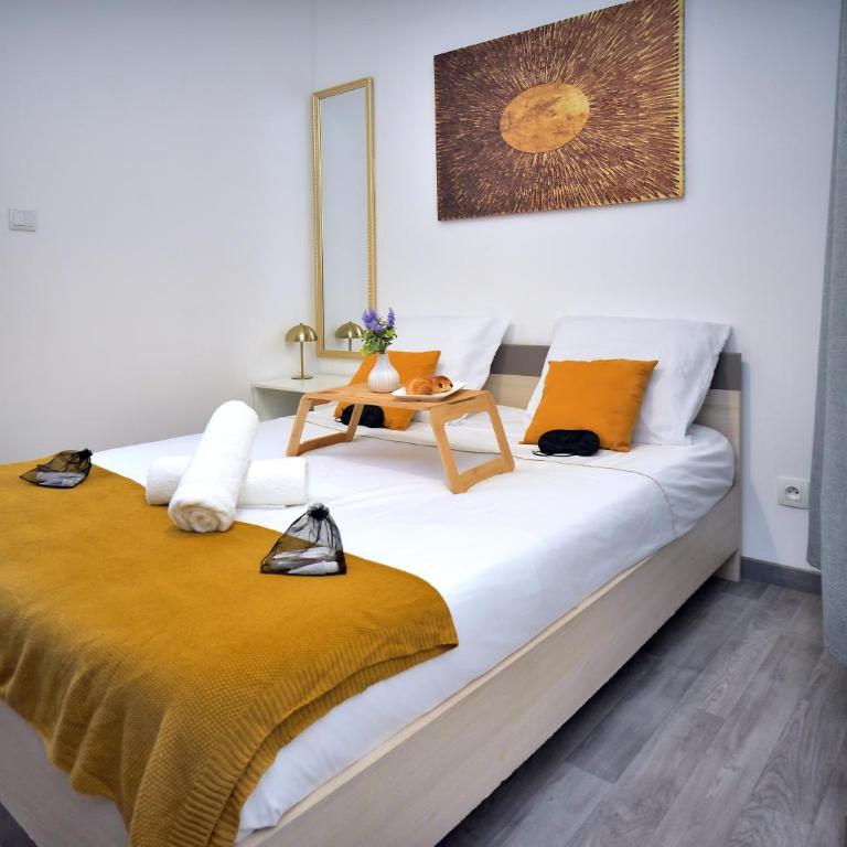 peaceful retreat & cozy apartment in reims , sleep4 ,near city center , free public parking - Appartamento con 1 Camera da Letto - 43