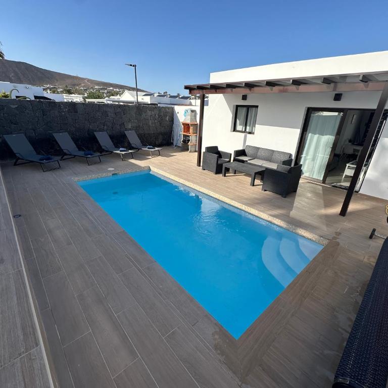 Villa Vesubio - Two-Bedroom Villa - 1