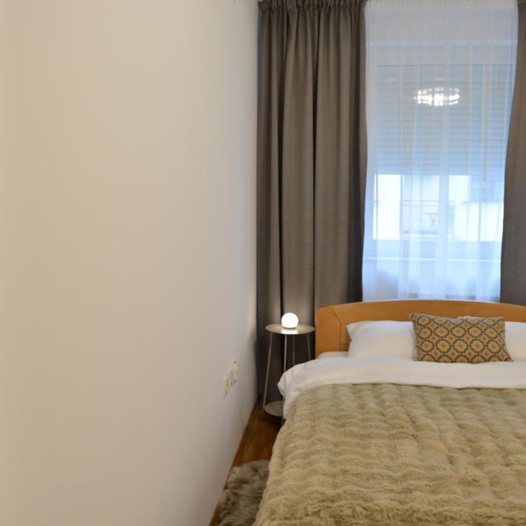 Su Inn apartman - Center with FREE private garage - One-Bedroom Apartment - 12