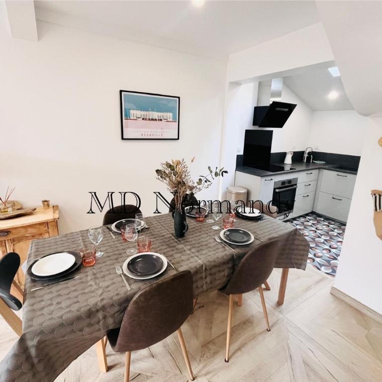 La Deauvilloise - Centre Deauville - Parking - 6 personnes - Villa 3 Chambres - 2