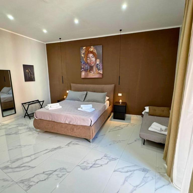 Lole Home - Two-Bedroom Deluxe Apartment - 16
