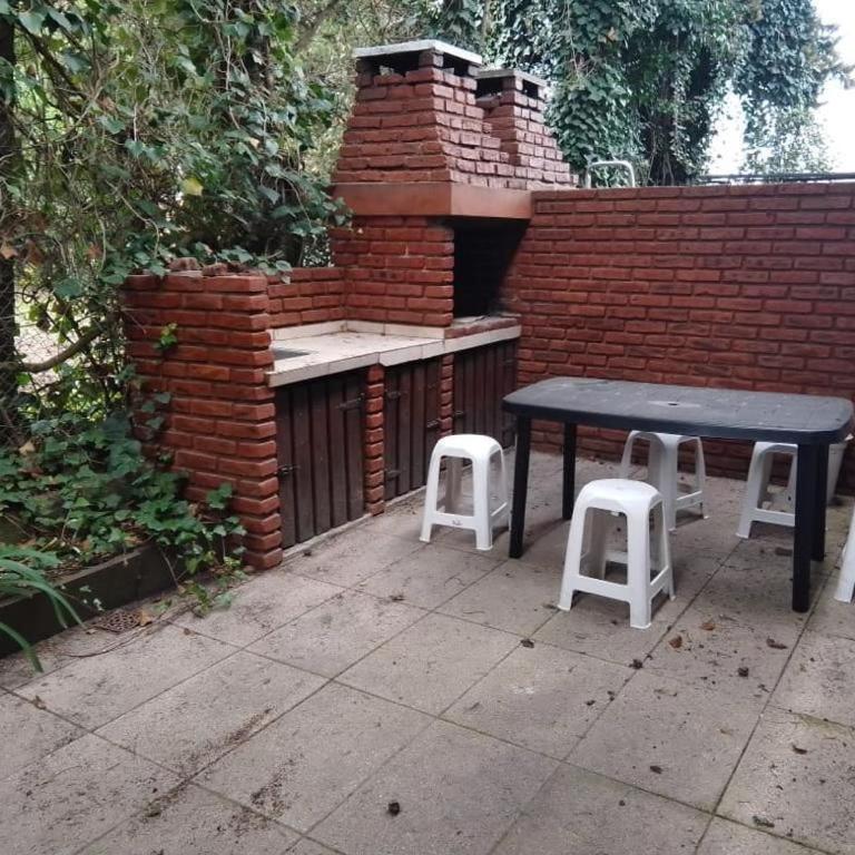 Triplexx - One-Bedroom Apartment - 2