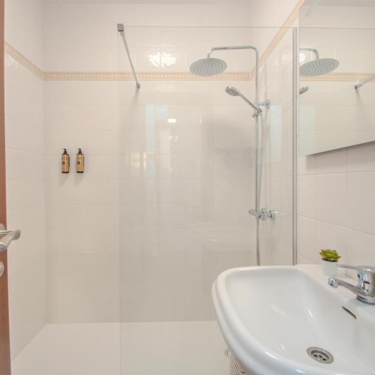 Tania Luxury Home - Villa with Private Pool - 29
