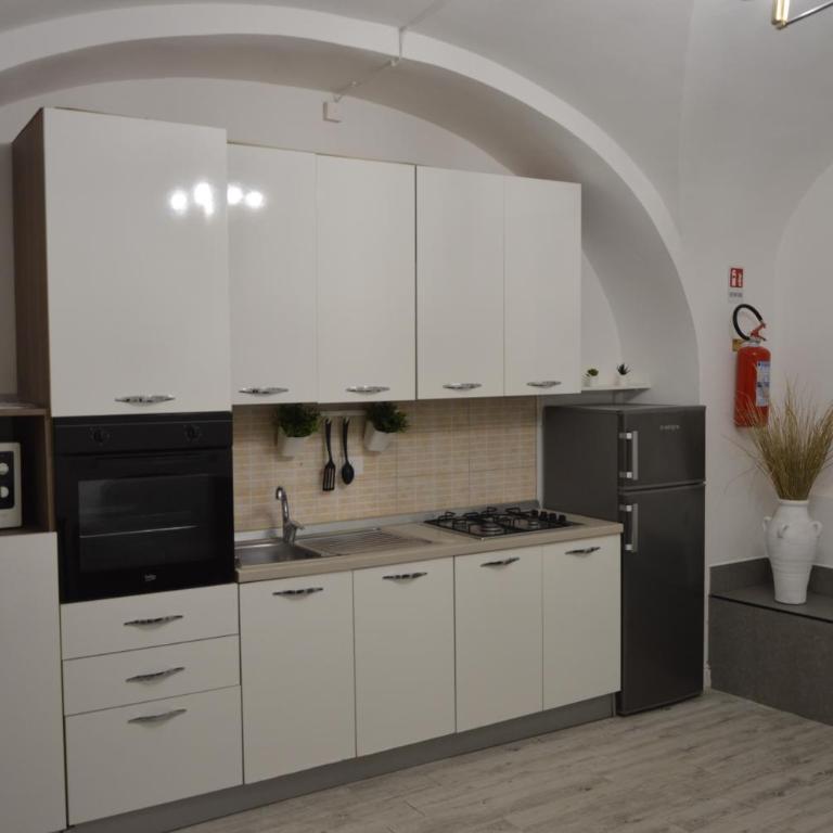 MOUSUITE - One-Bedroom House - 2