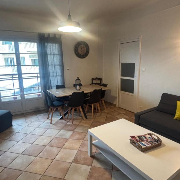 Cassis T2 Les Pieds Dans L'eau - Appartement 1 Chambre - 2